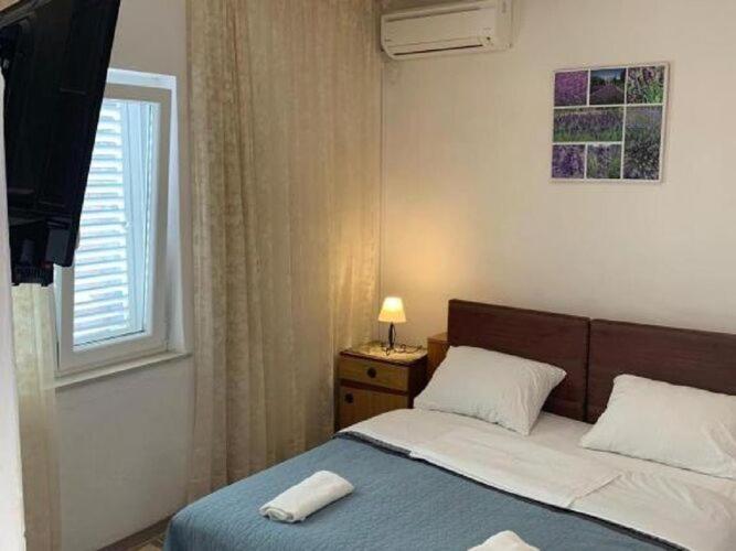 2 - Double With Shared Bathroom 1 - 3 Apartment Dubrovnik