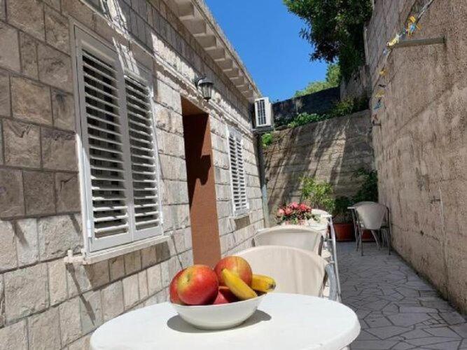 Apartment 2 - Double With Shared Bathroom 1 - 3 Dubrovnik