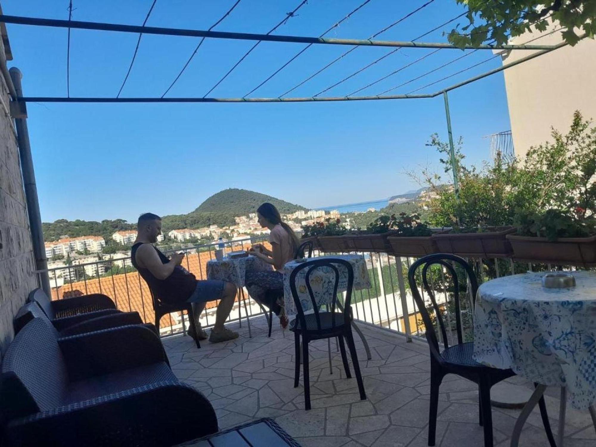 Apartment 2 - Double With Shared Bathroom 1 - 3 Dubrovnik